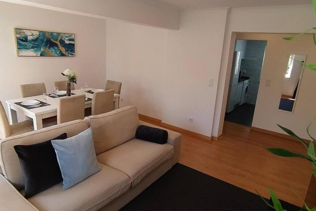 Lisboa/City/Sunny Apar/Metro/Airport/Wifi/Air Cond 외부 사진